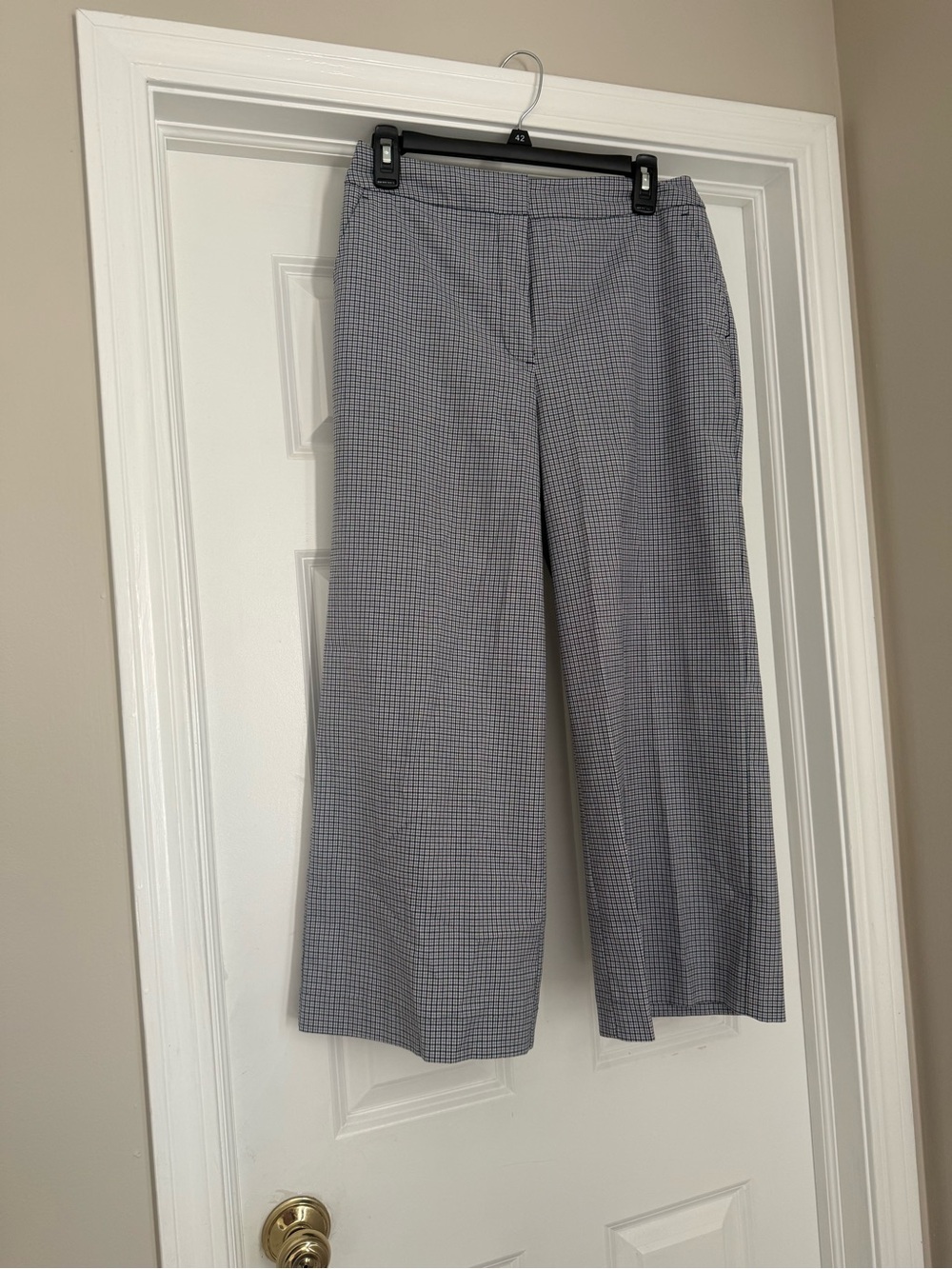 Women’s Size 4 Cropped Plaid Wide Leg Dress Pants